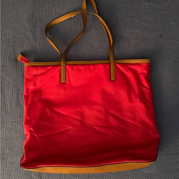 Michael Kors tote - Picture 3 of 6